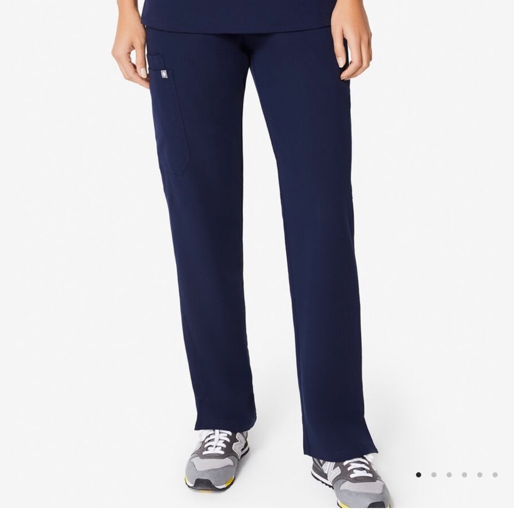 FIGS Kade Cargo Scrub Pants Navy Blue Health Care Nurse Doctor Size L
